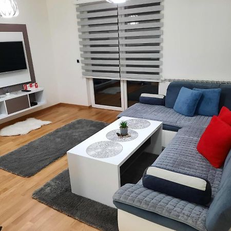 Apartman Bulevar Sarajevo - Free Parking Apartment Exterior photo