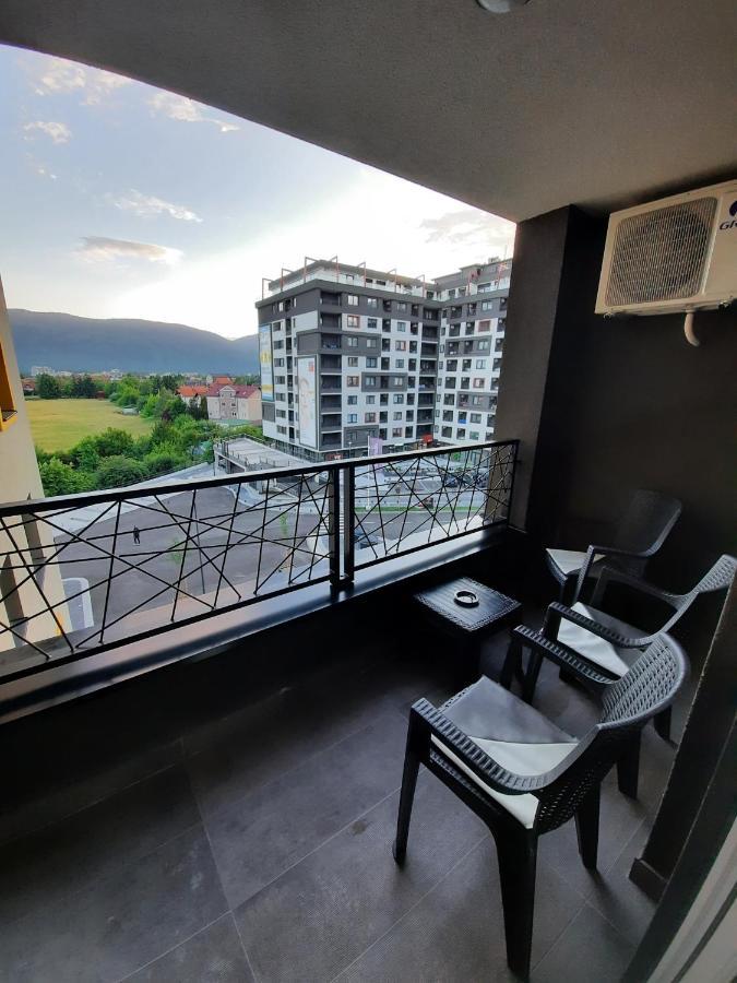 Apartman Bulevar Sarajevo - Free Parking Apartment Exterior photo