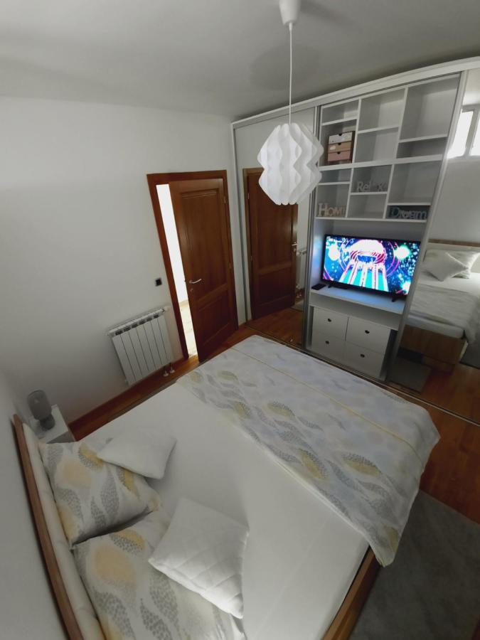 Apartman Bulevar Sarajevo - Free Parking Apartment Exterior photo