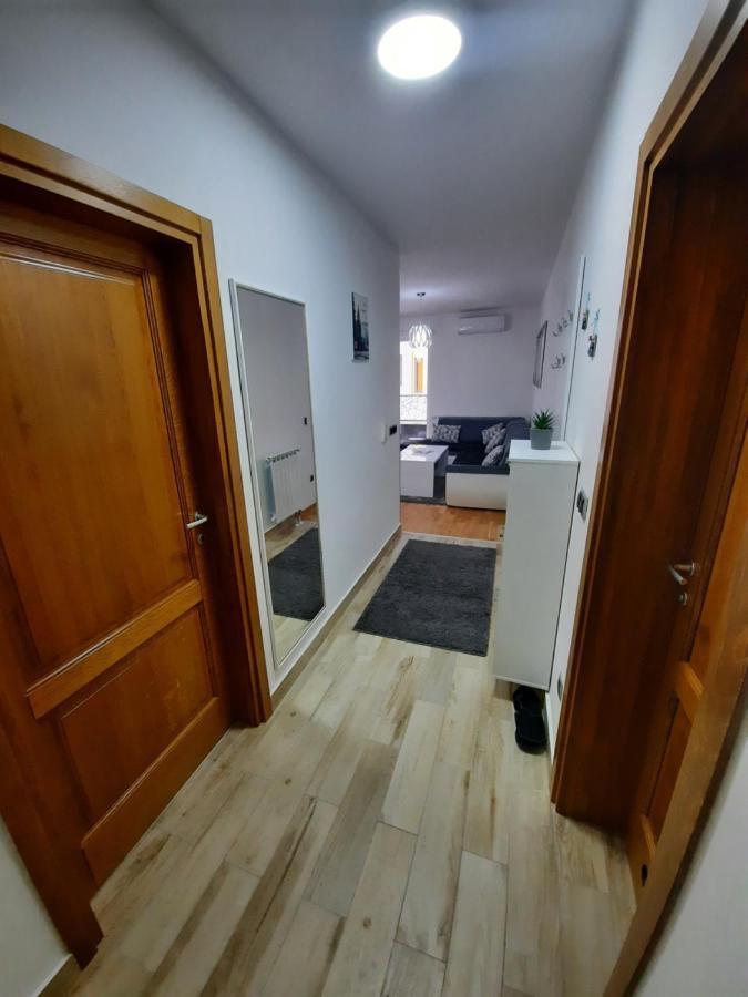 Apartman Bulevar Sarajevo - Free Parking Apartment Exterior photo