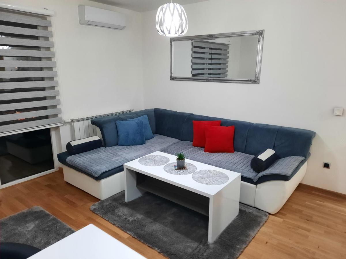 Apartman Bulevar Sarajevo - Free Parking Apartment Exterior photo